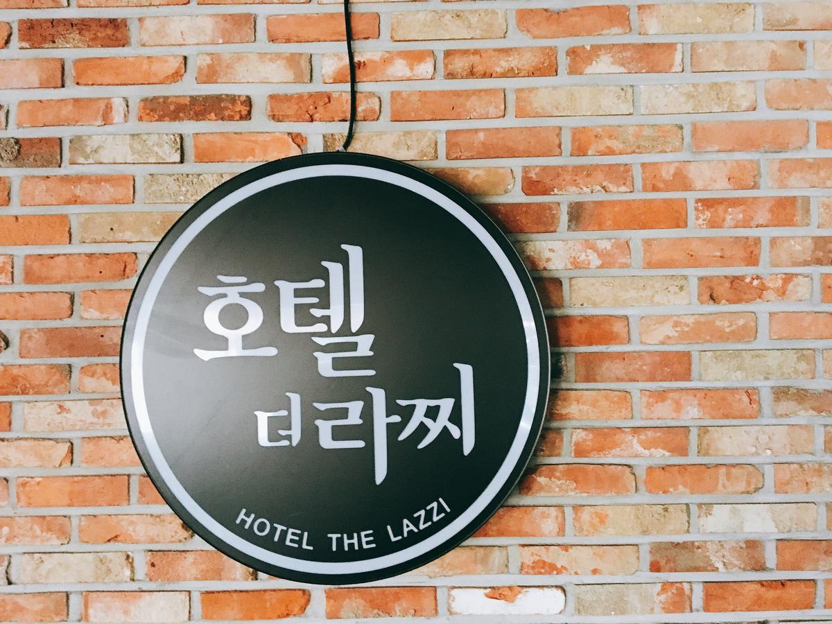 Hotel The Lazzi Donghae Exteriér fotografie